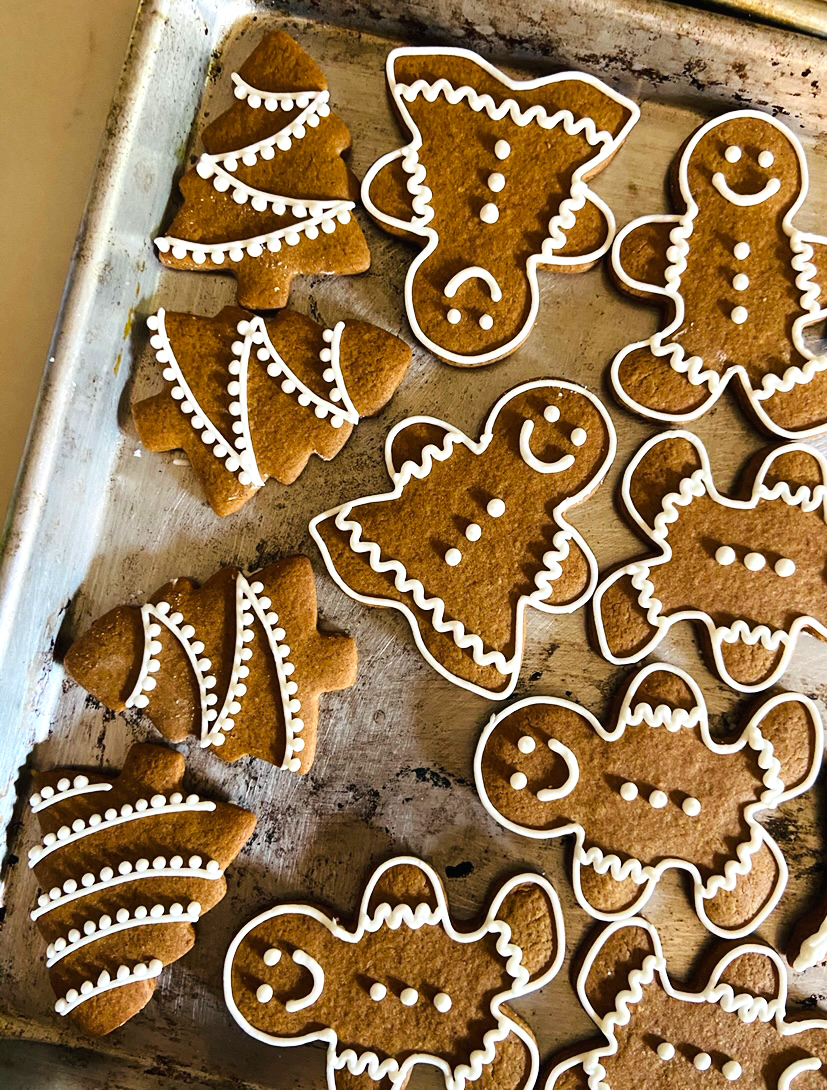 iced gingerbread men christmas tree cookies alyssa wernick food stylist styling dallas tx